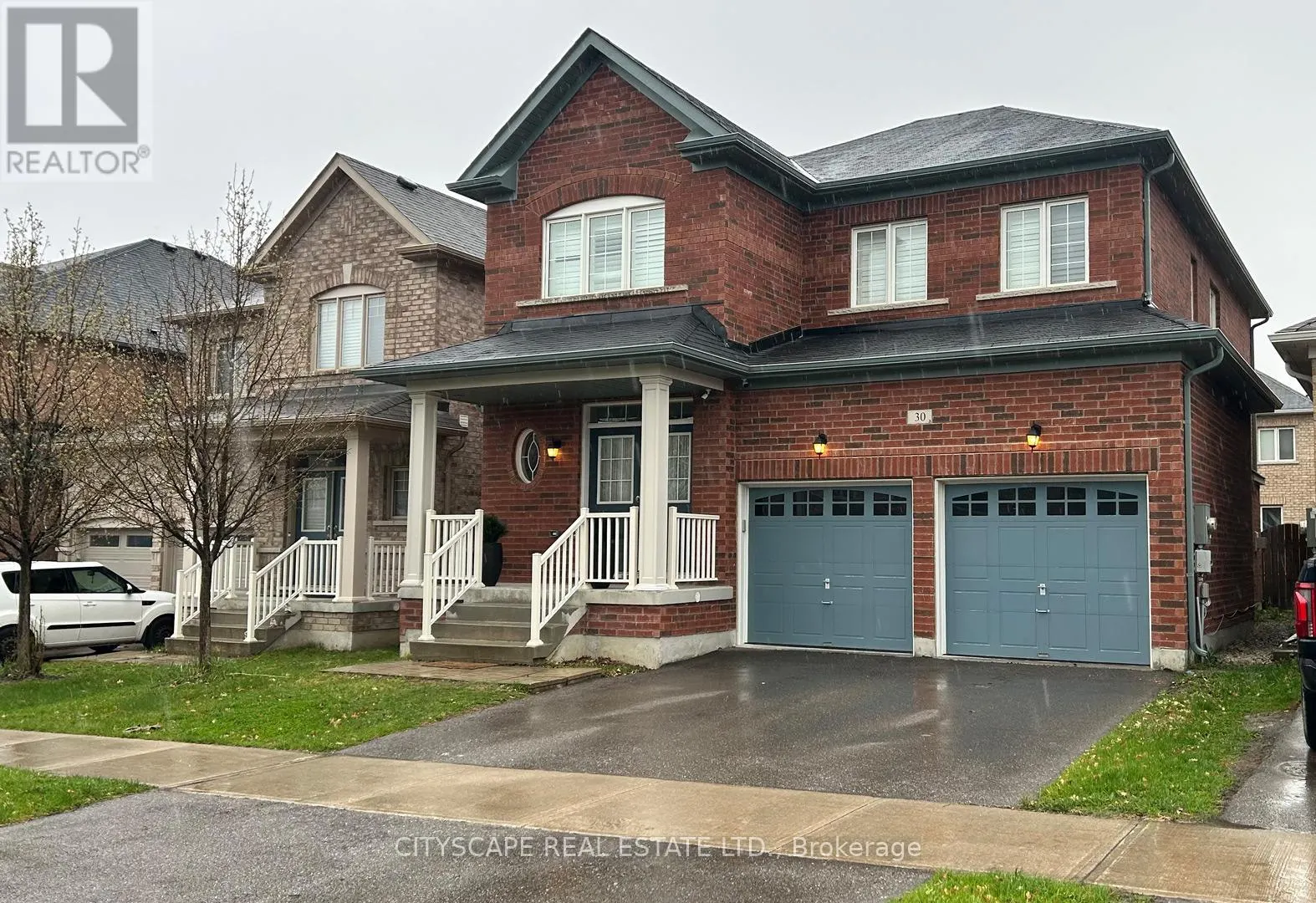 30 NEWHOUSE BOULEVARD