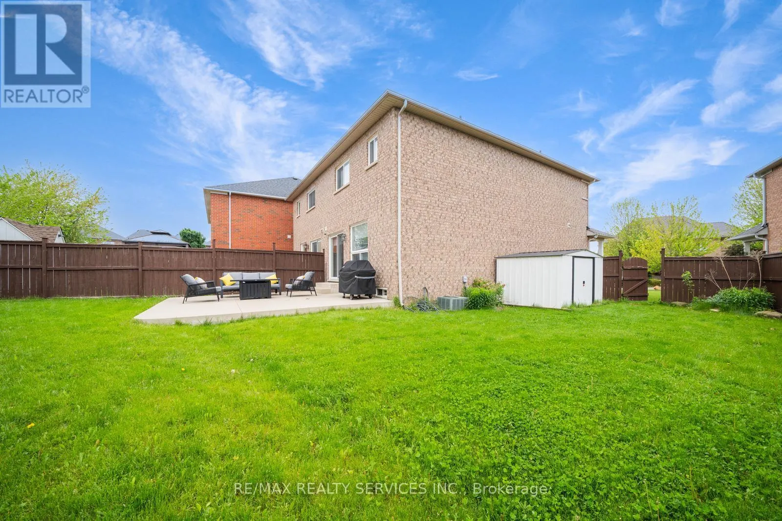49 WOODCOTE CRESCENT