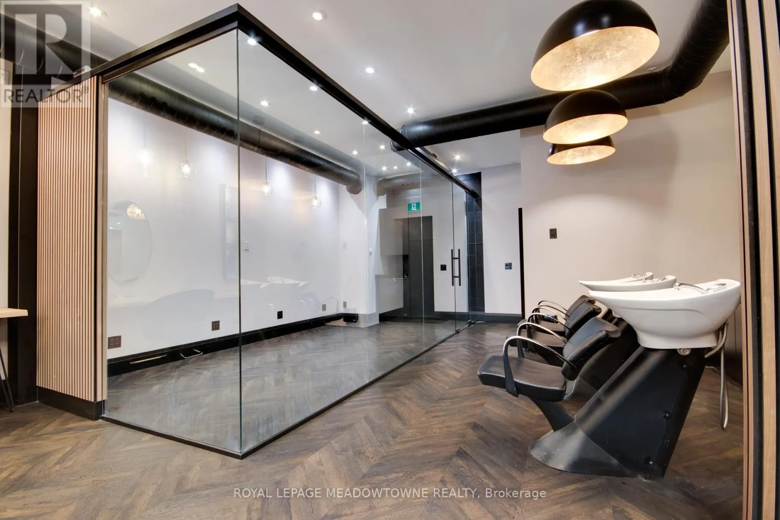 ROOM A - 43 MAIN STREET S