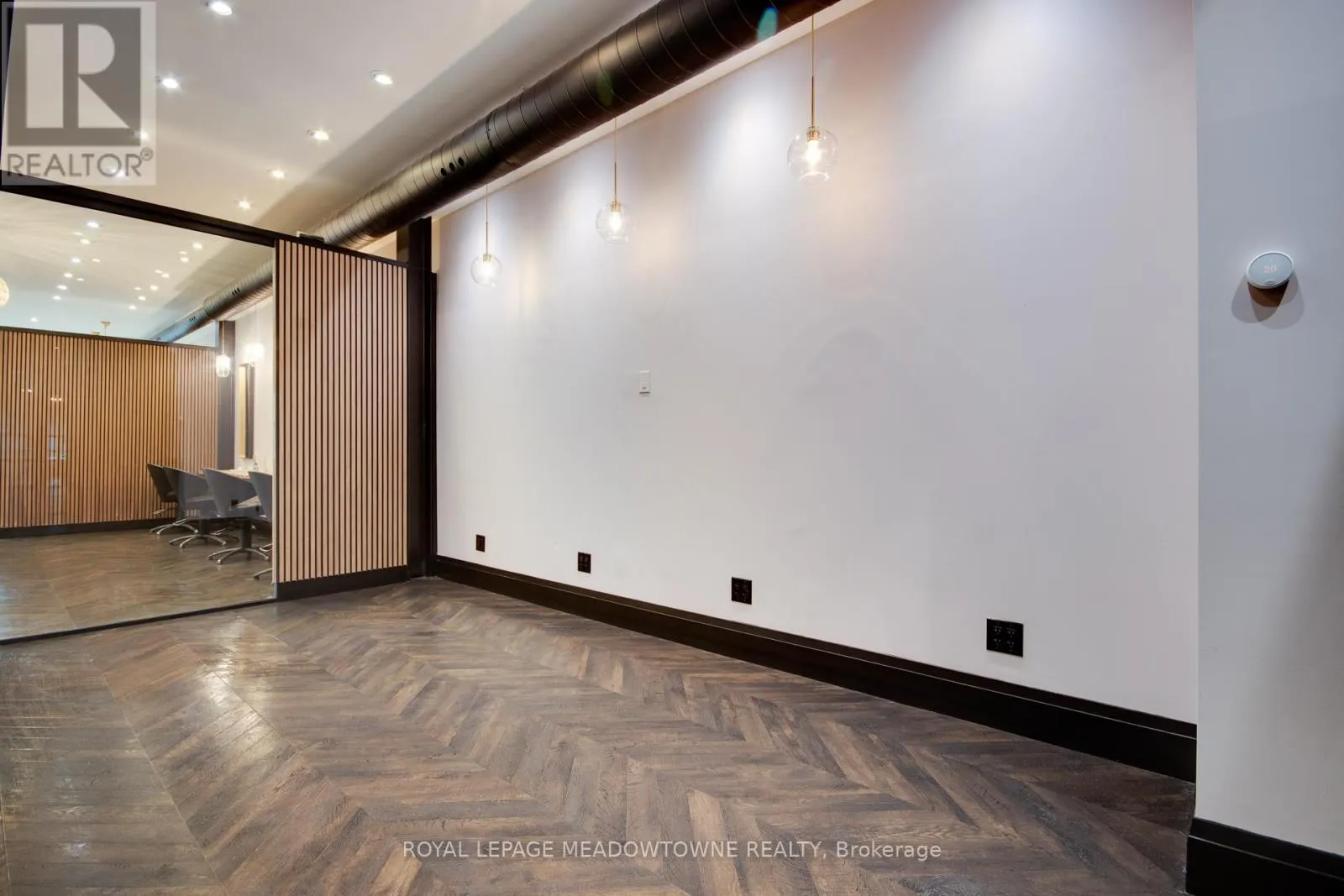 ROOM A - 43 MAIN STREET S