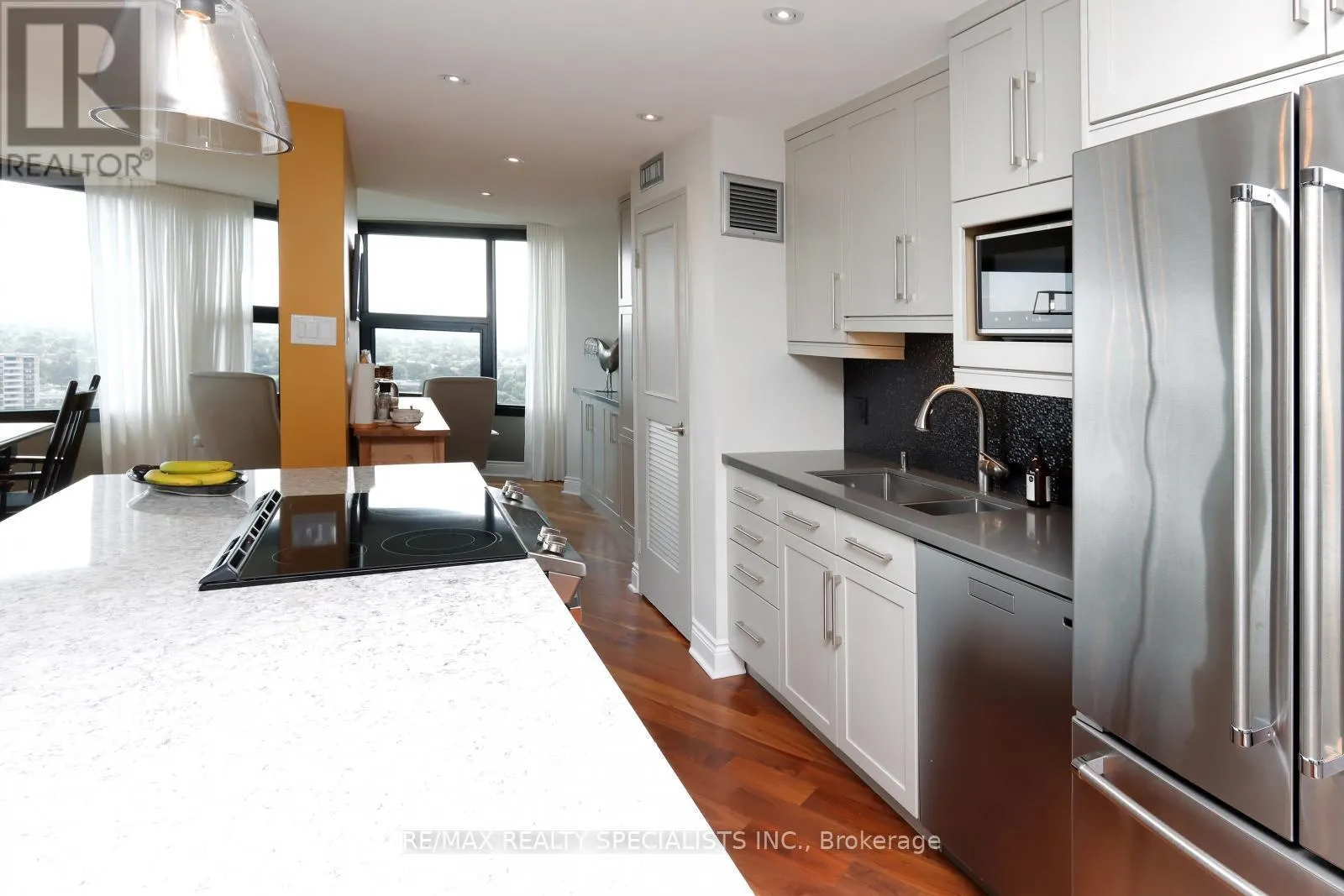 1911 - 1300 BLOOR STREET