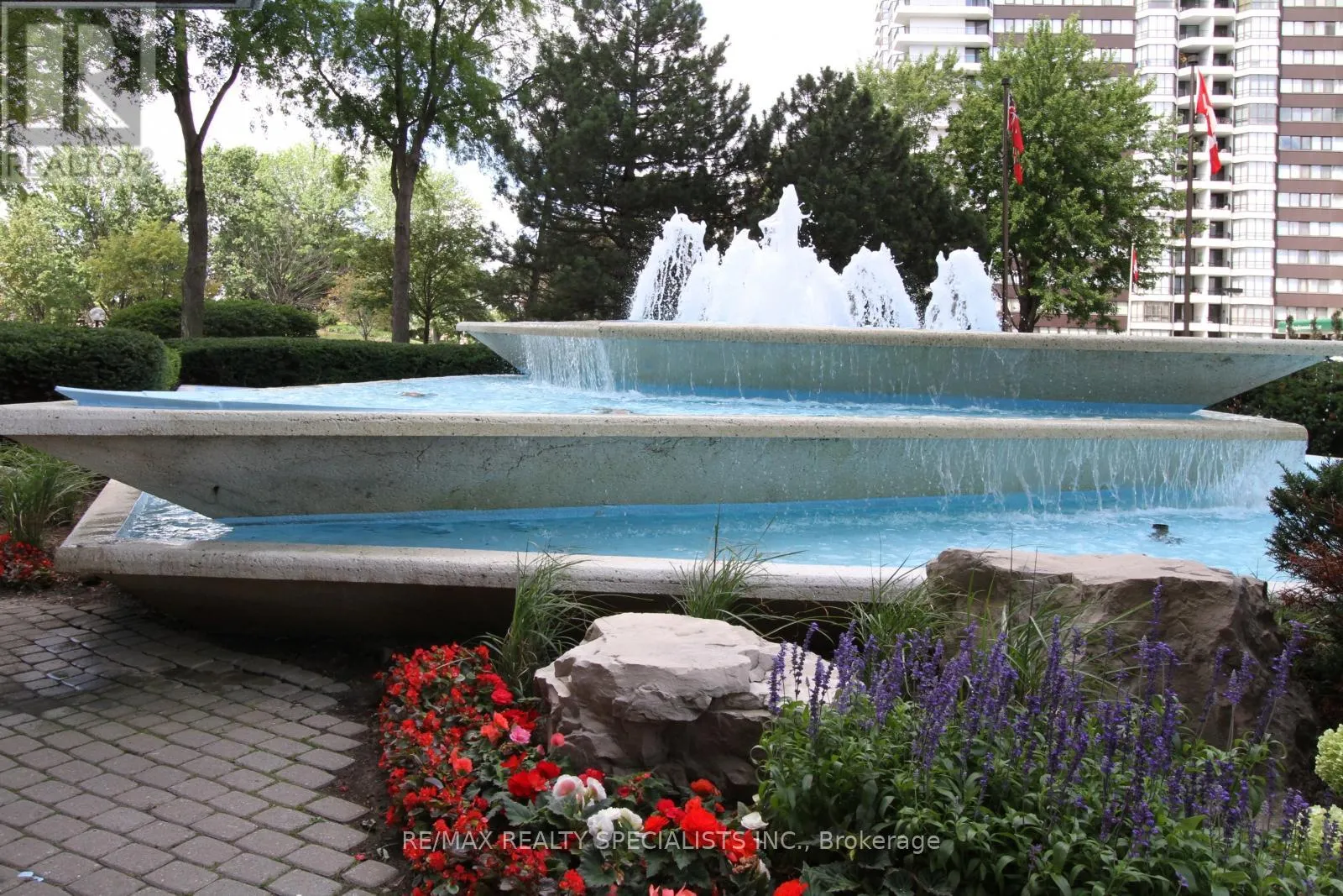 1911 - 1300 BLOOR STREET