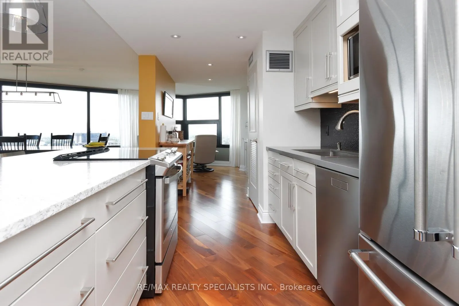 1911 - 1300 BLOOR STREET