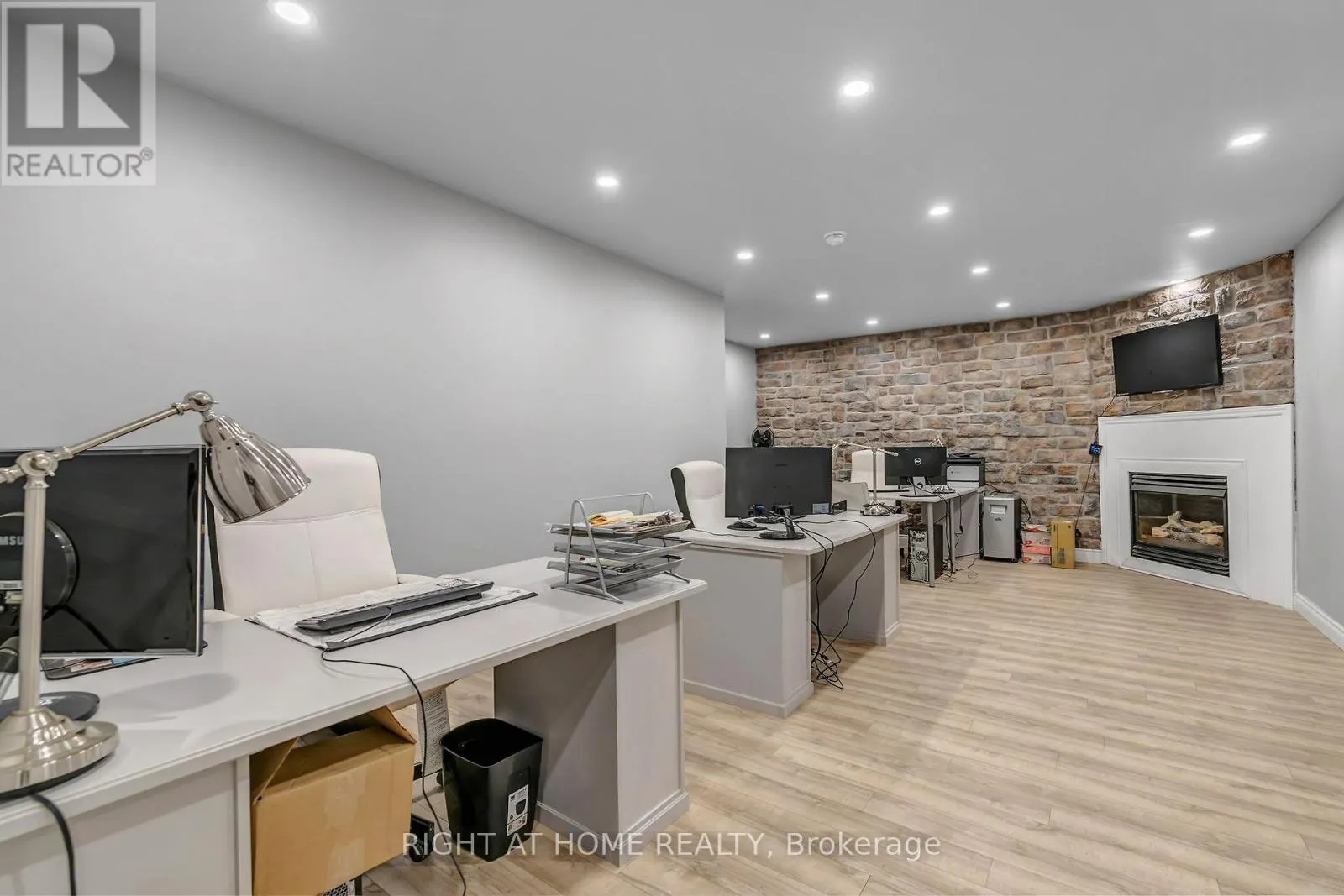 13640 GUELPH LINE