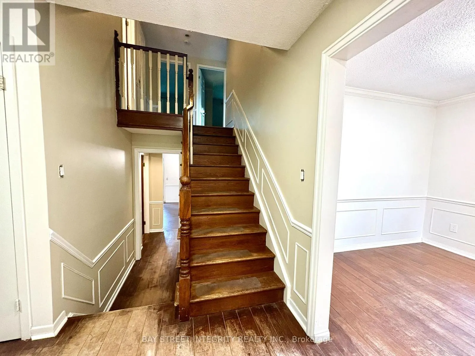 931 DAVID COURT
