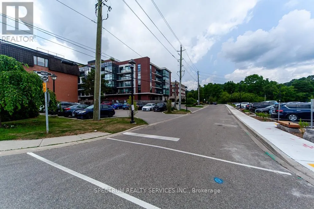 311 - 50 ANN STREET