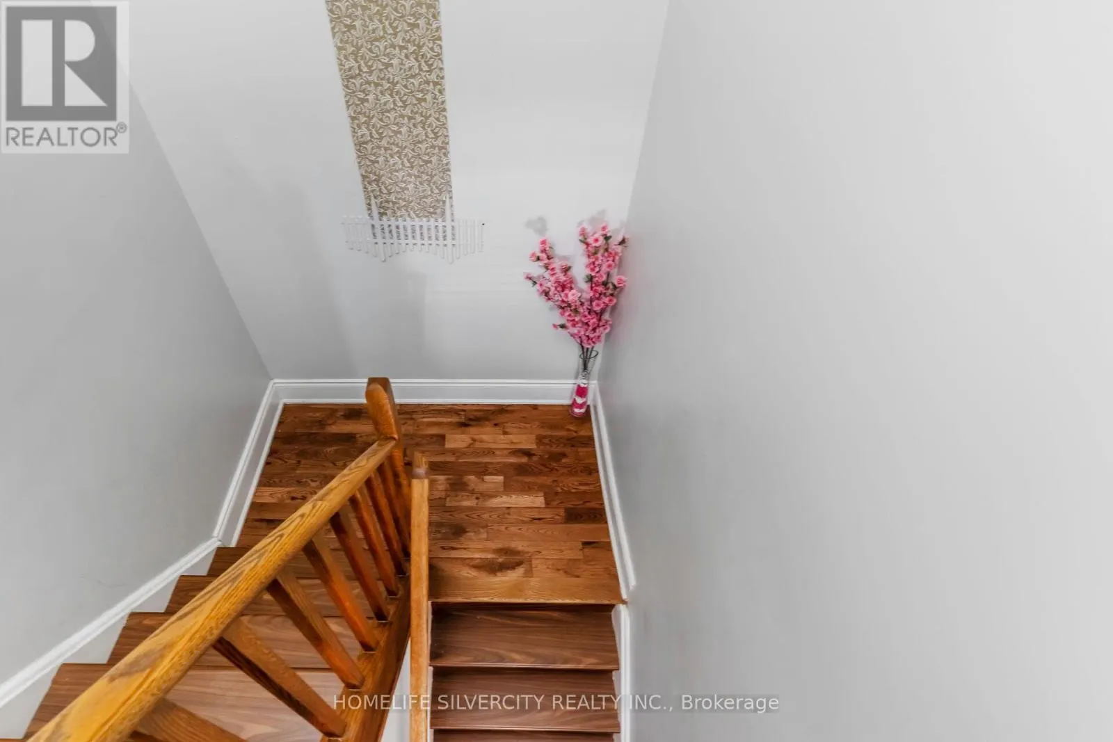 96 - 90 LAWRENCE AVENUE