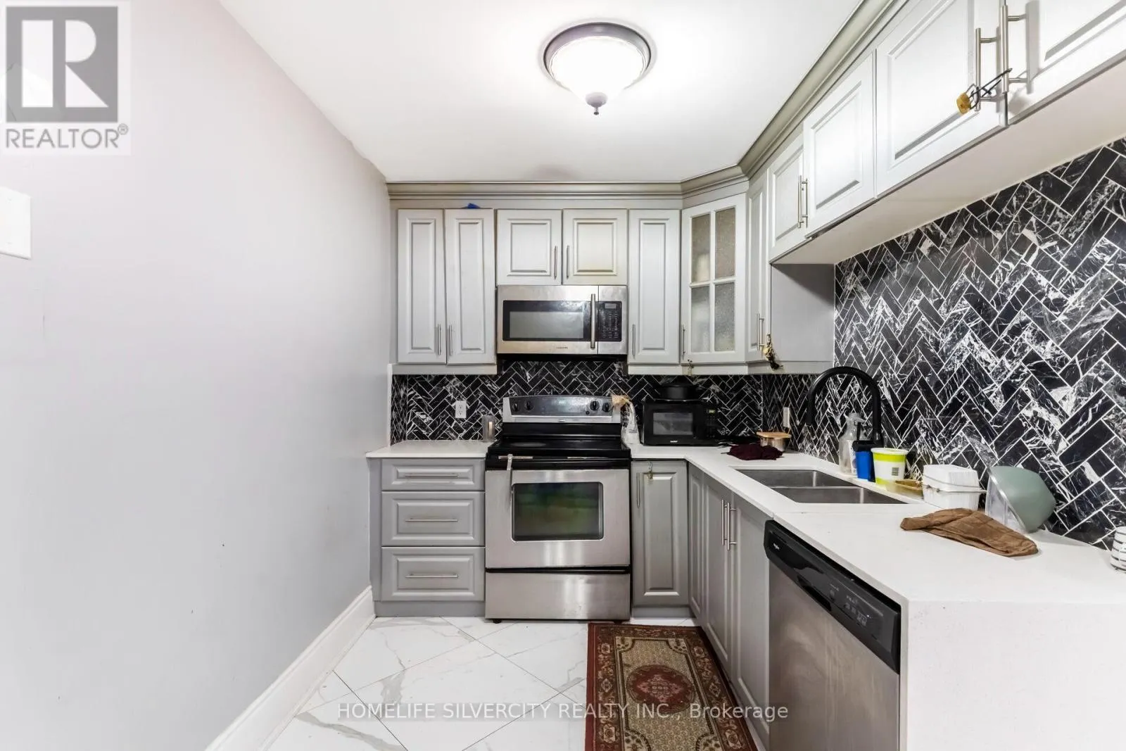 96 - 90 LAWRENCE AVENUE