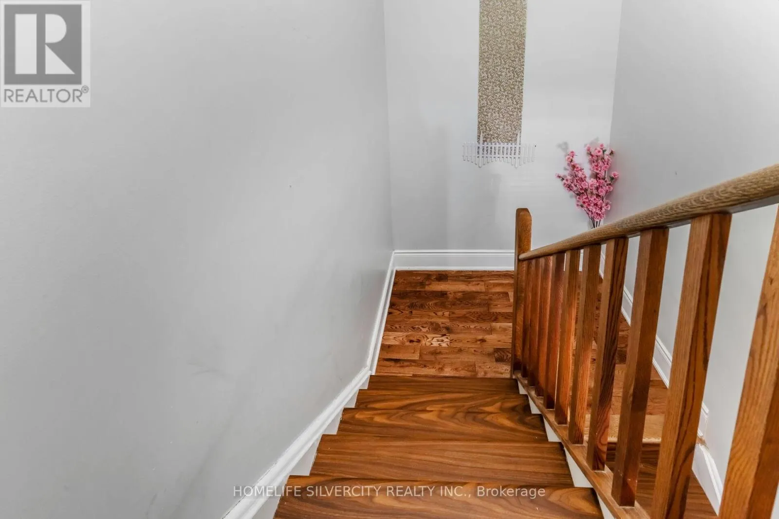 96 - 90 LAWRENCE AVENUE