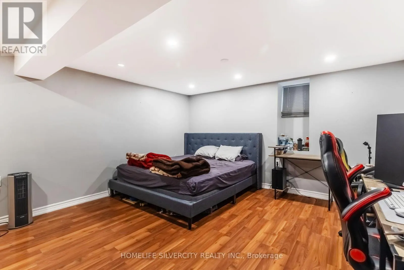 96 - 90 LAWRENCE AVENUE