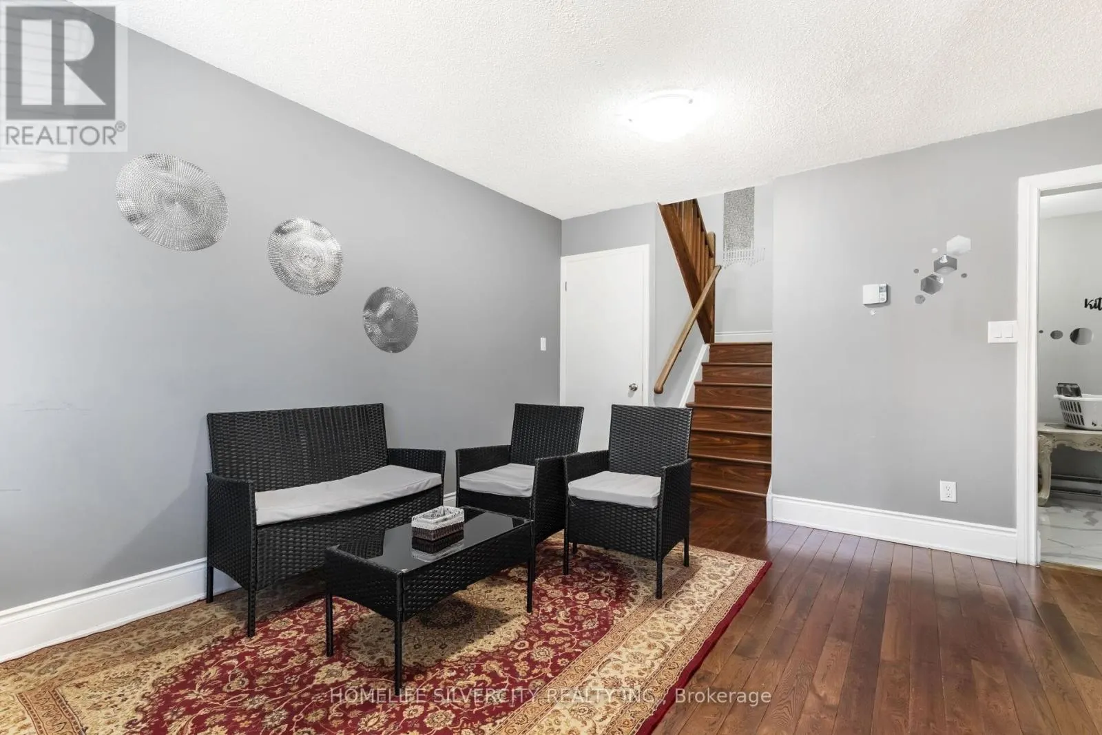 96 - 90 LAWRENCE AVENUE