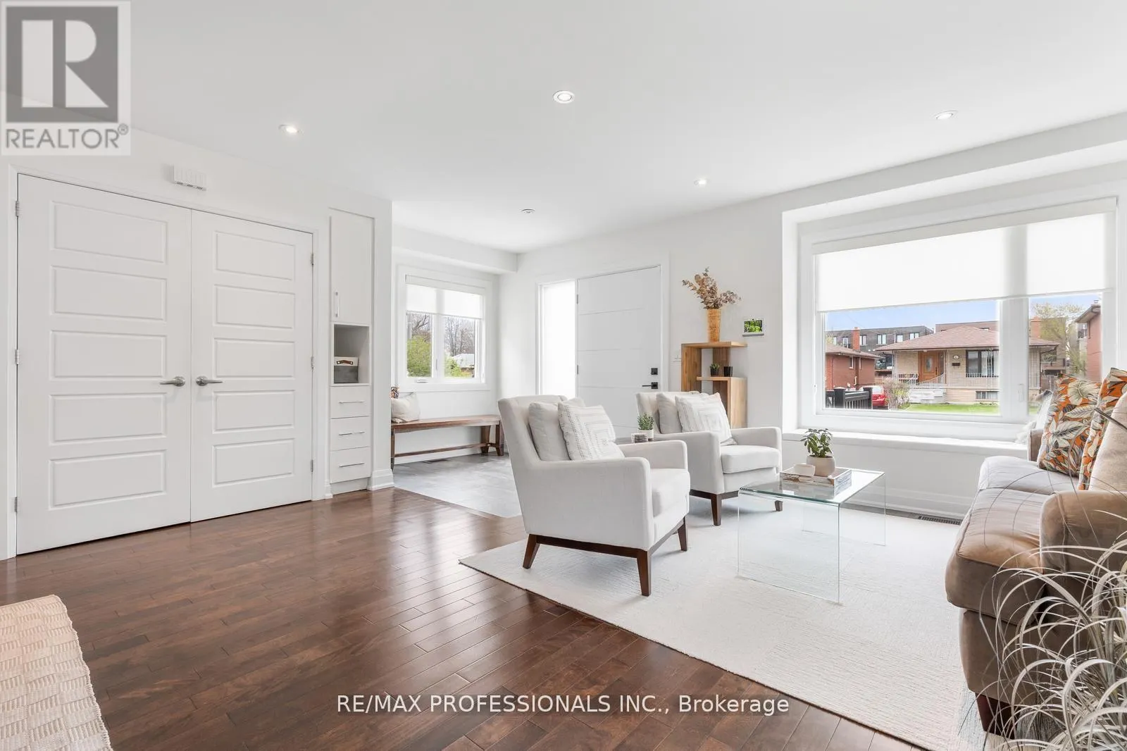 43 BELLMAN AVENUE