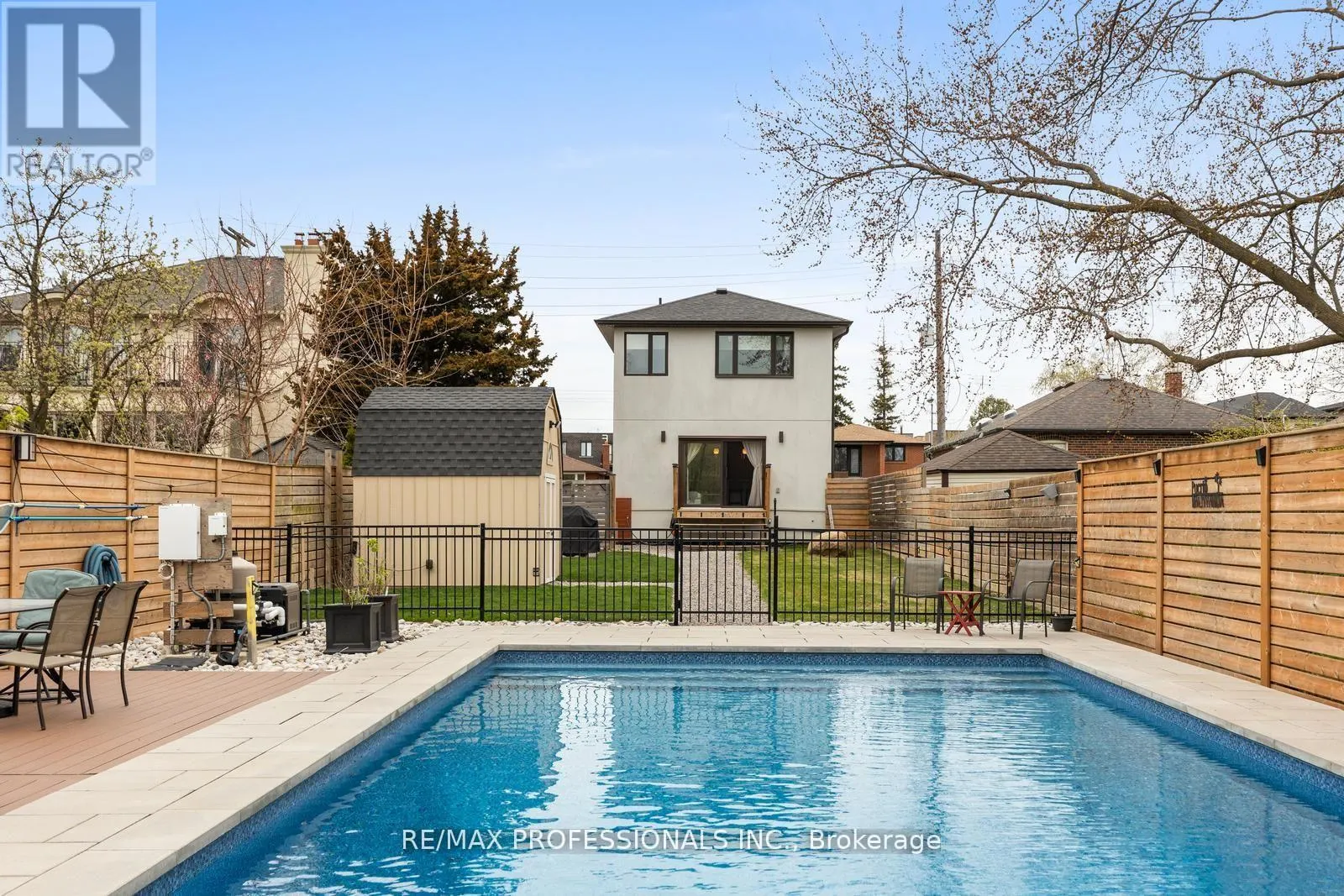 43 BELLMAN AVENUE