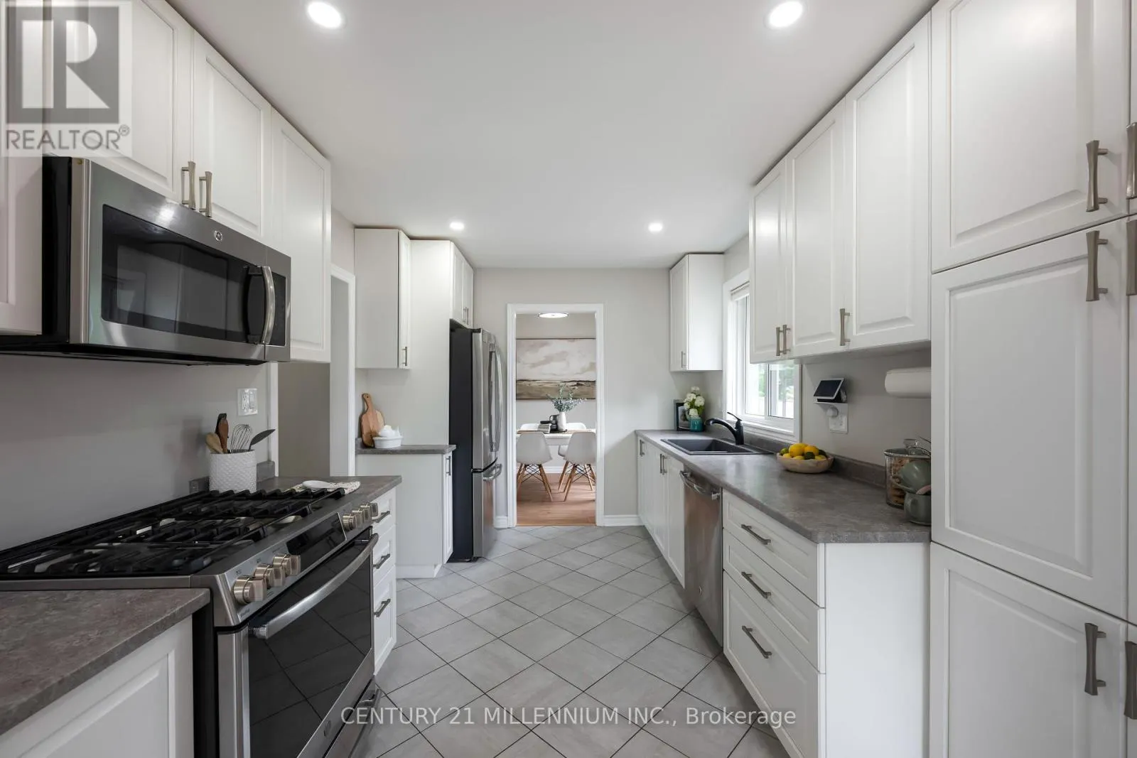33 CALEDONIA ROAD