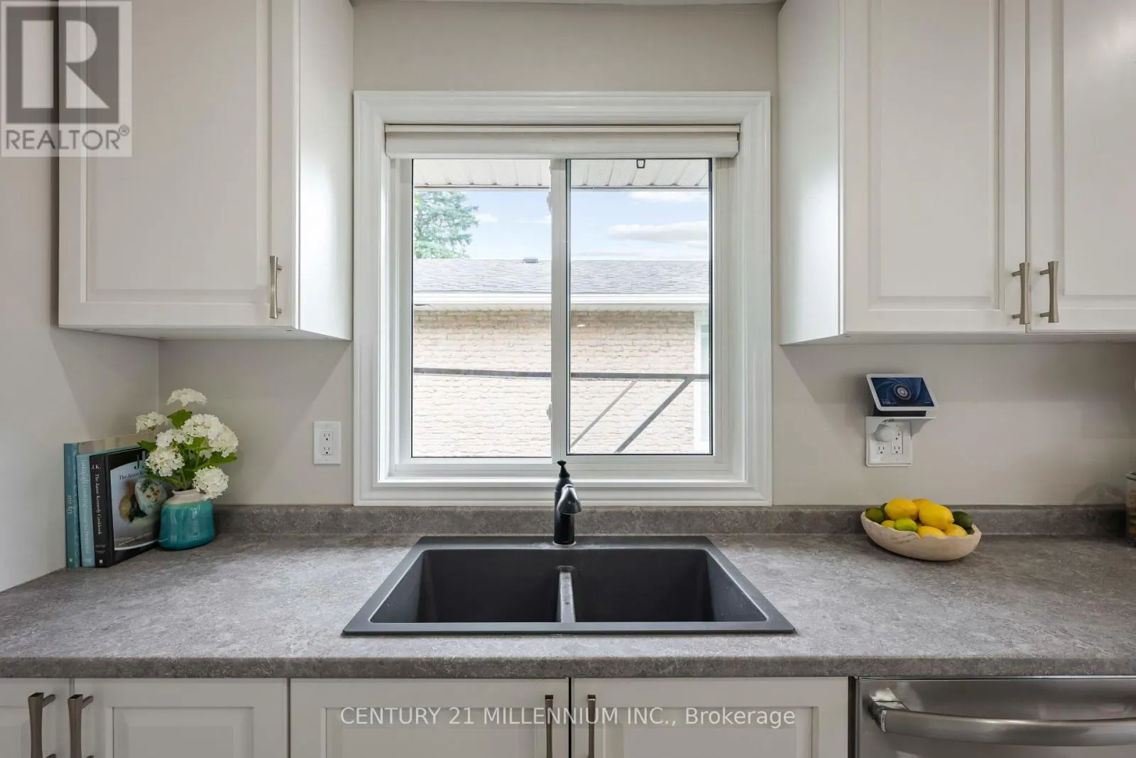 33 CALEDONIA ROAD