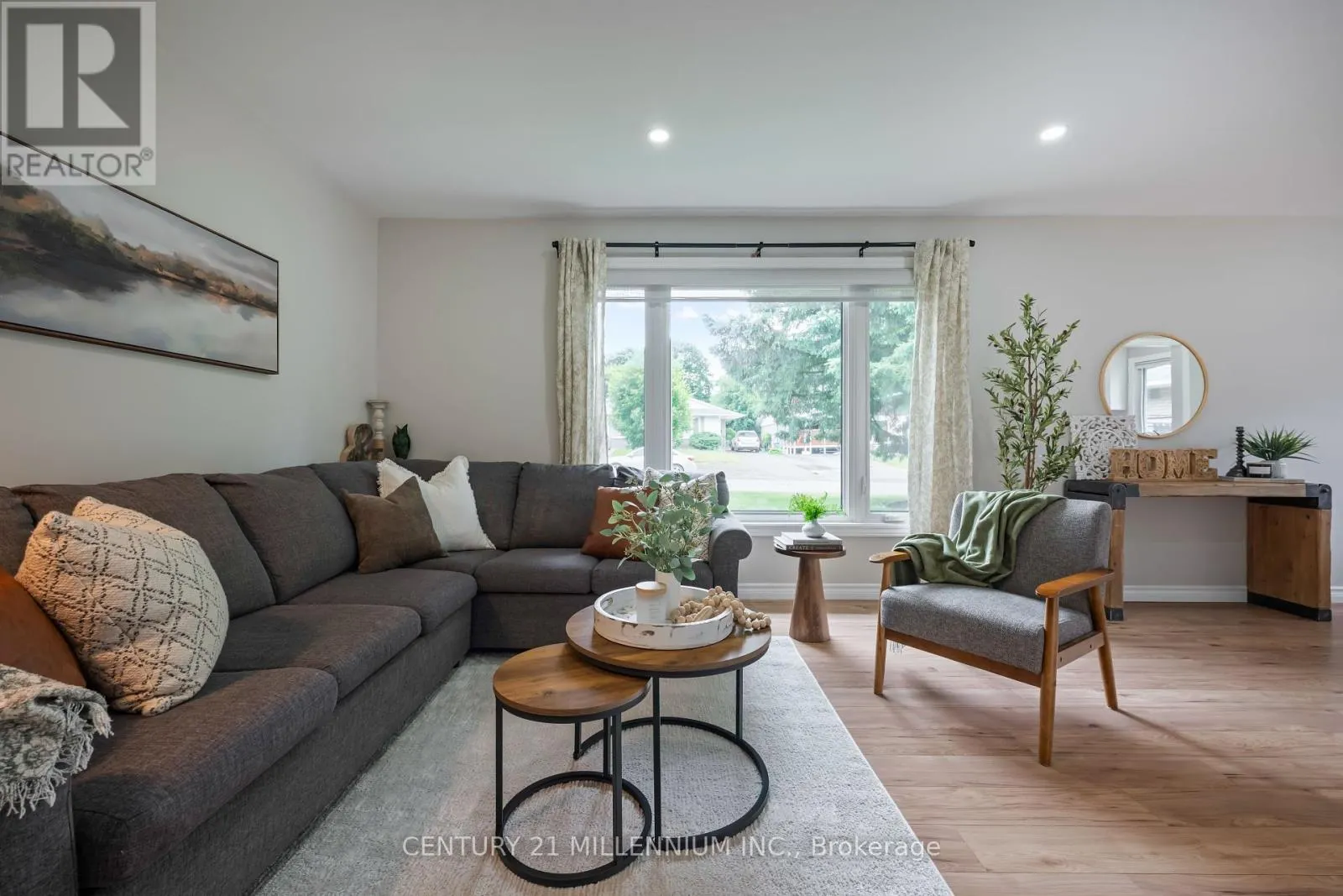 33 CALEDONIA ROAD