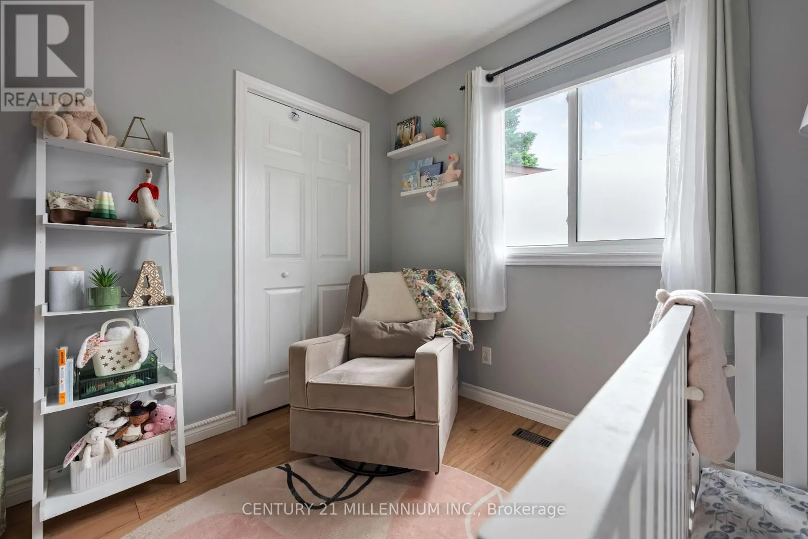 33 CALEDONIA ROAD