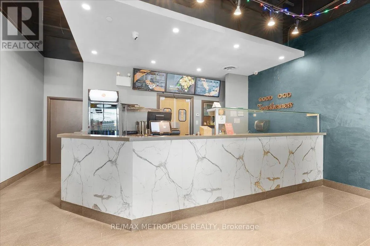 12 - 196 MCEWAN DRIVE E