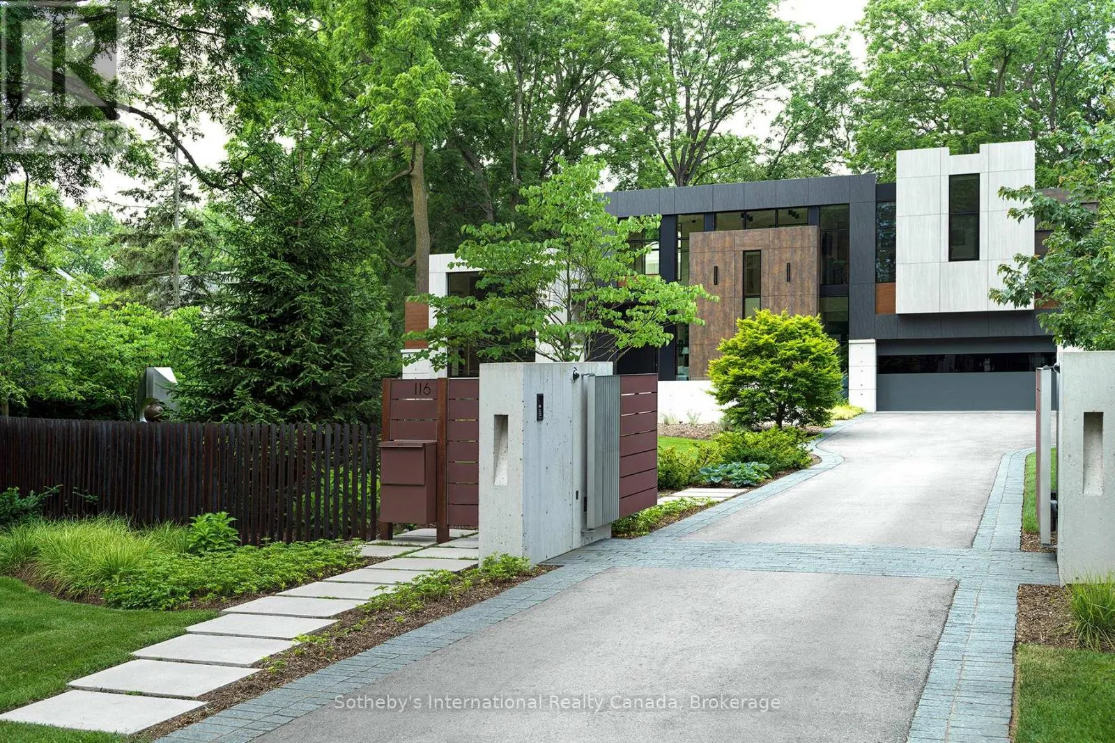 116 CHARTWELL ROAD