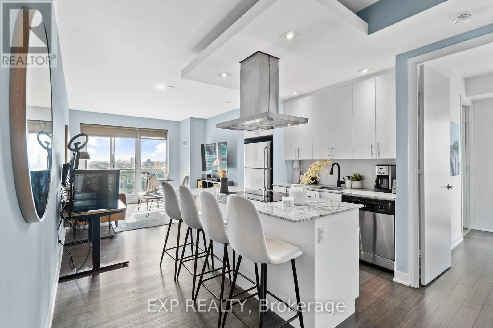 1932 - 165 LEGION ROAD N