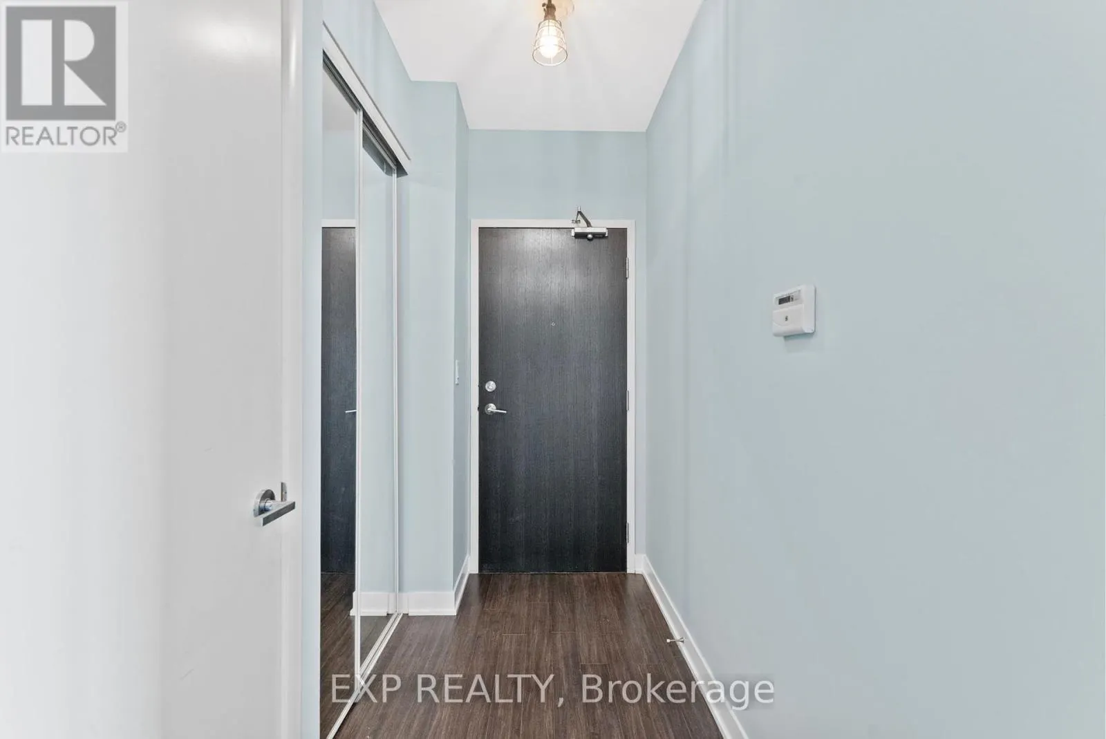 1932 - 165 LEGION ROAD N