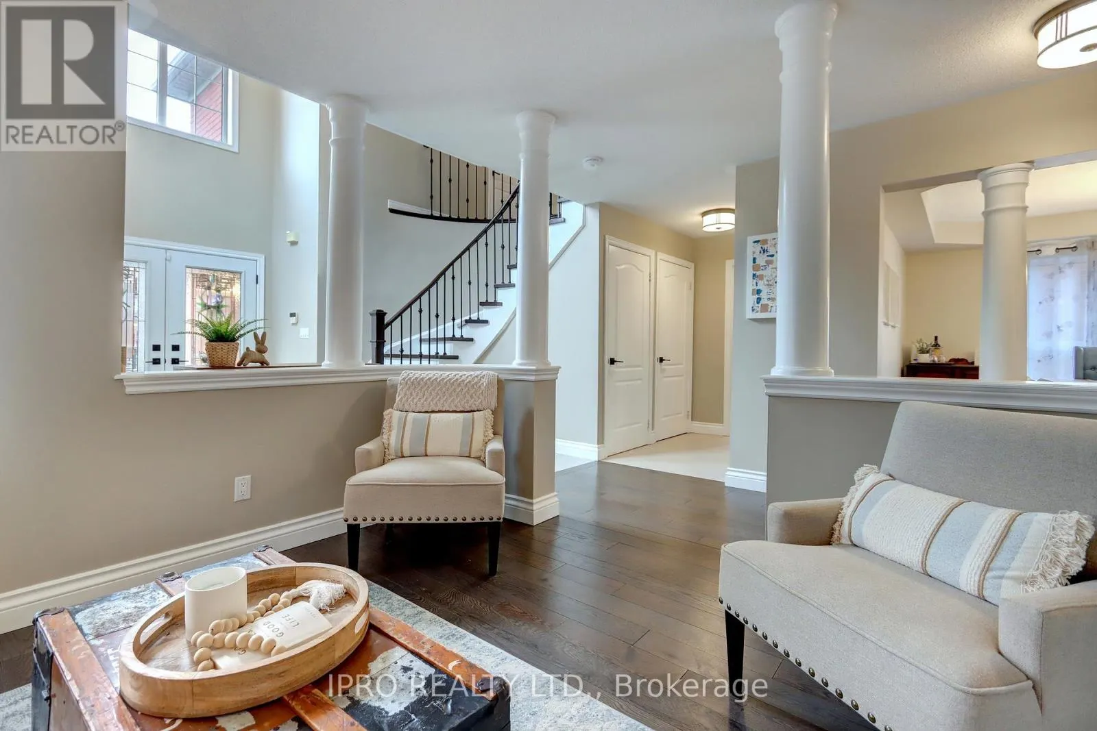 10 BERTON BOULEVARD
