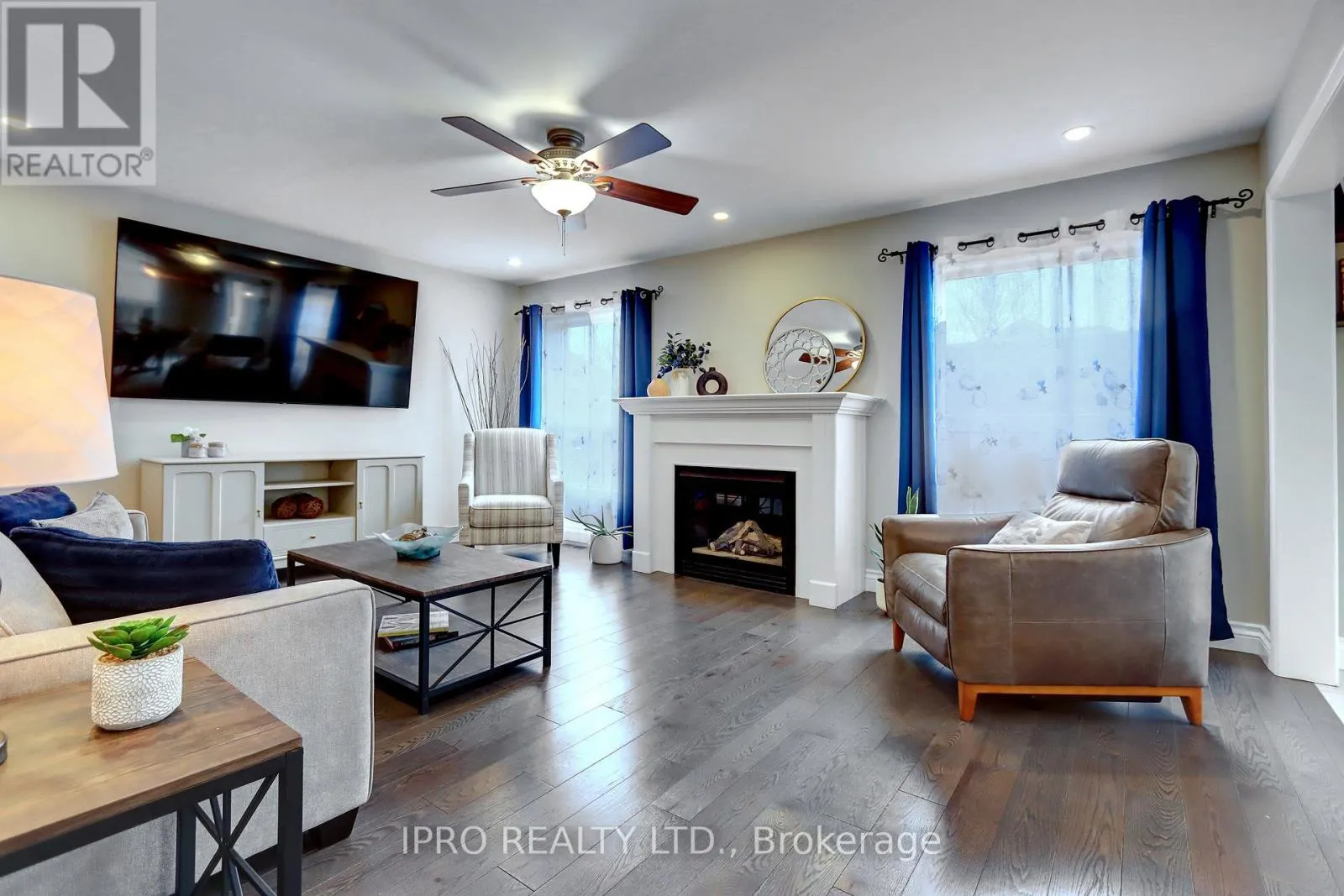 10 BERTON BOULEVARD