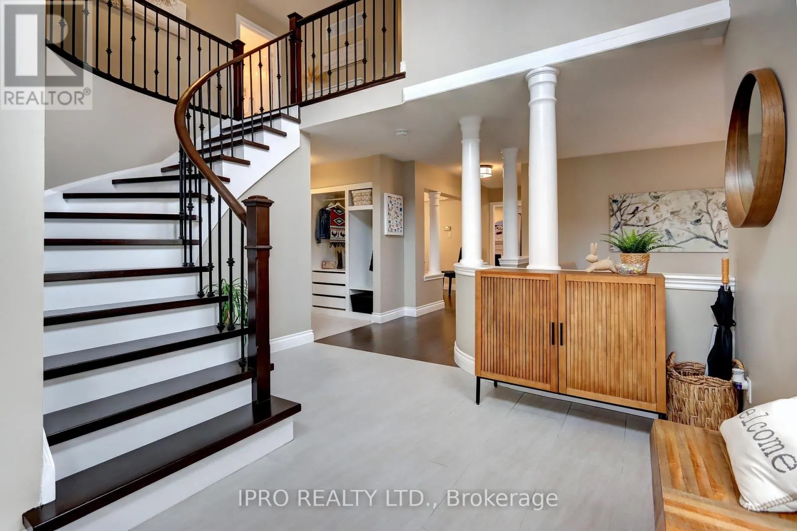 10 BERTON BOULEVARD
