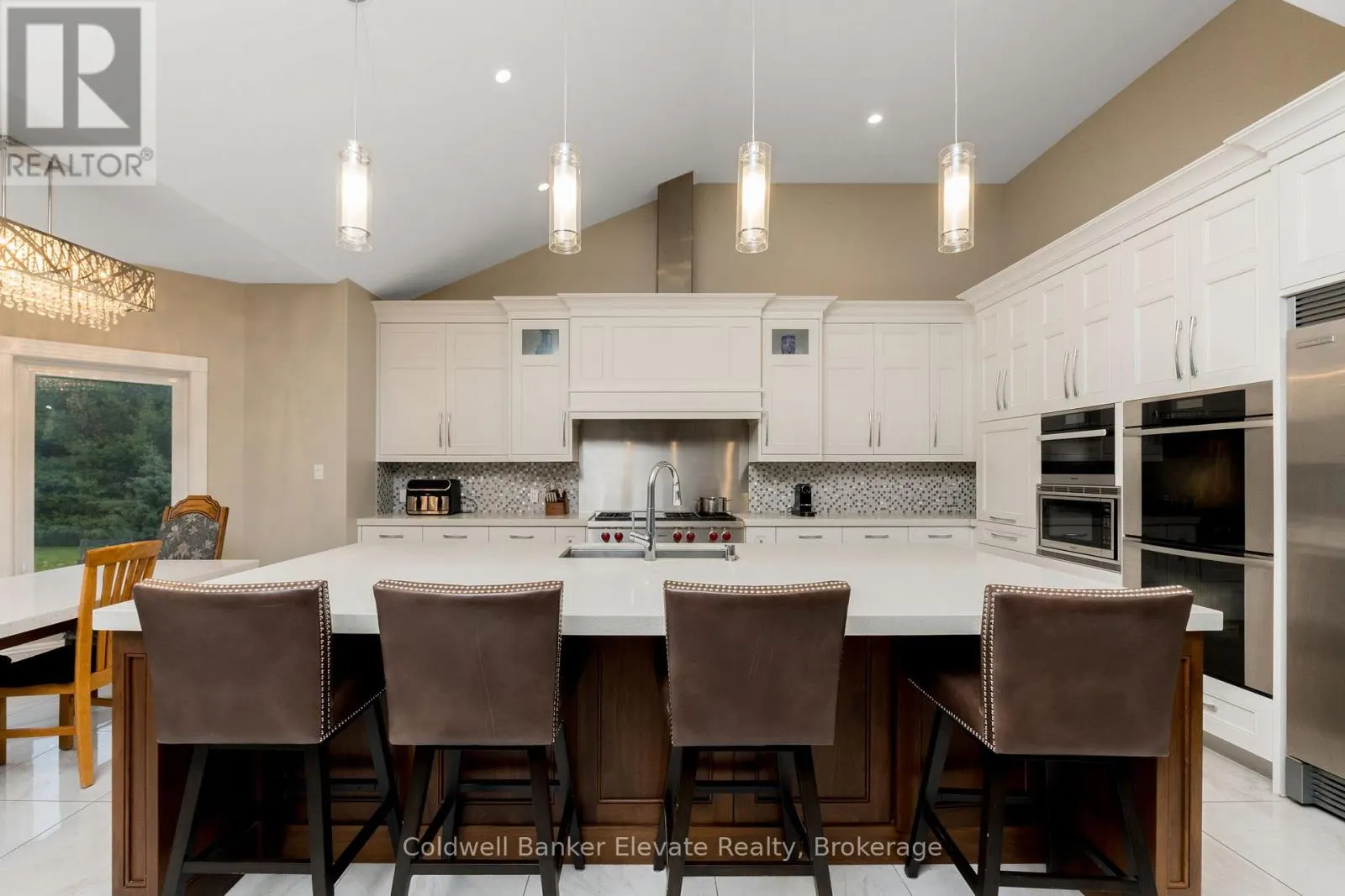 4 ABBITT CRESCENT
