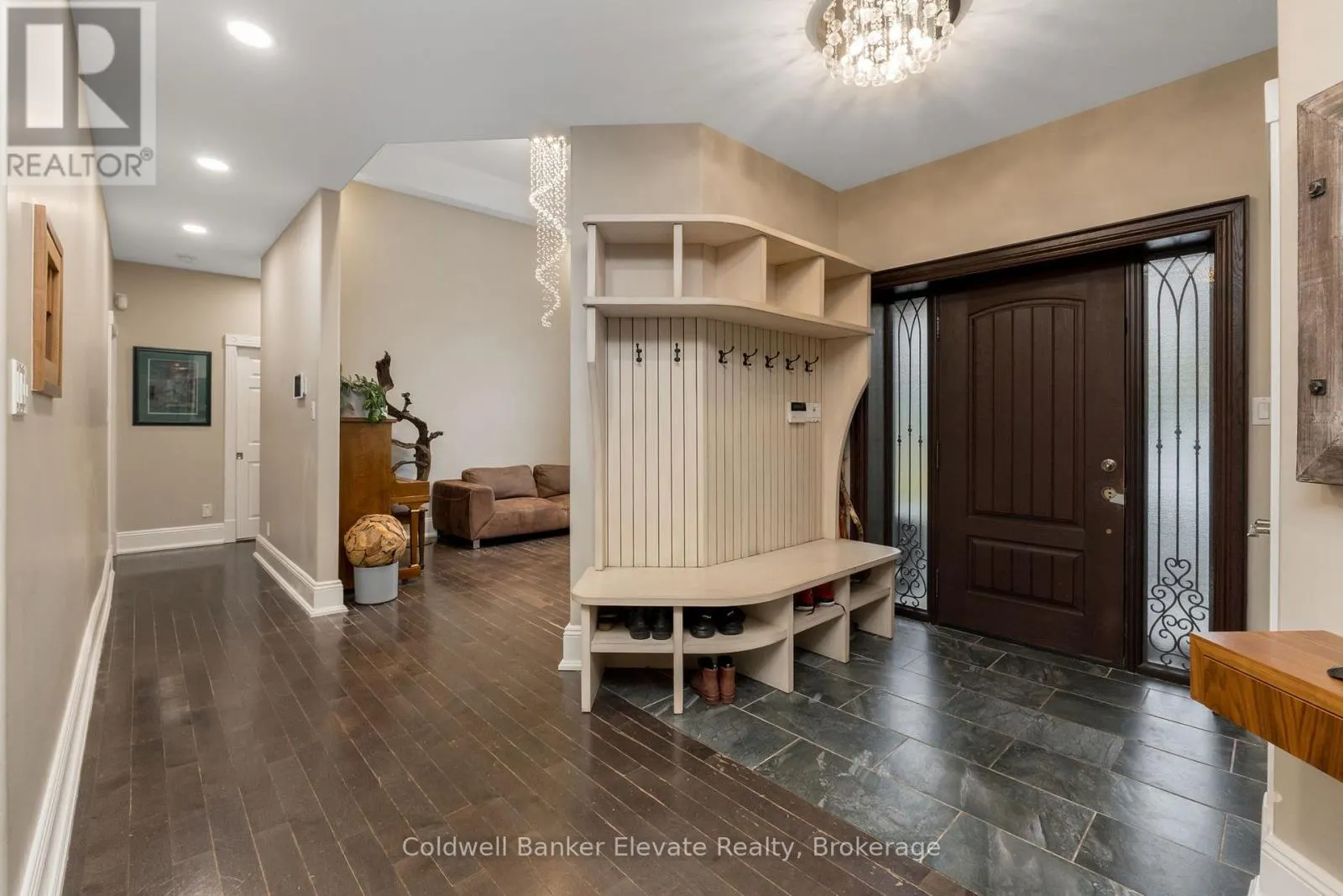 4 ABBITT CRESCENT