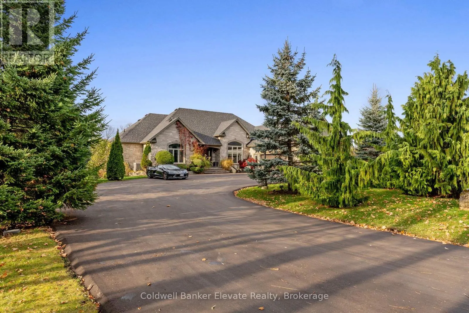 4 ABBITT CRESCENT
