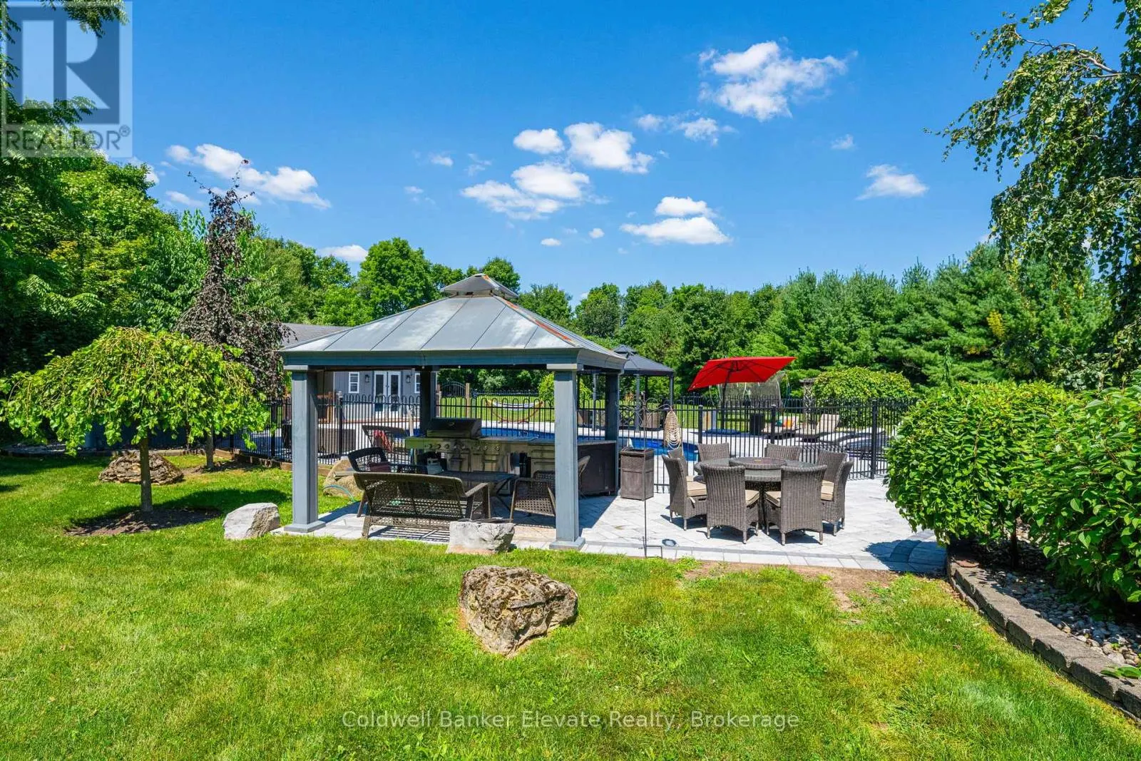 4 ABBITT CRESCENT