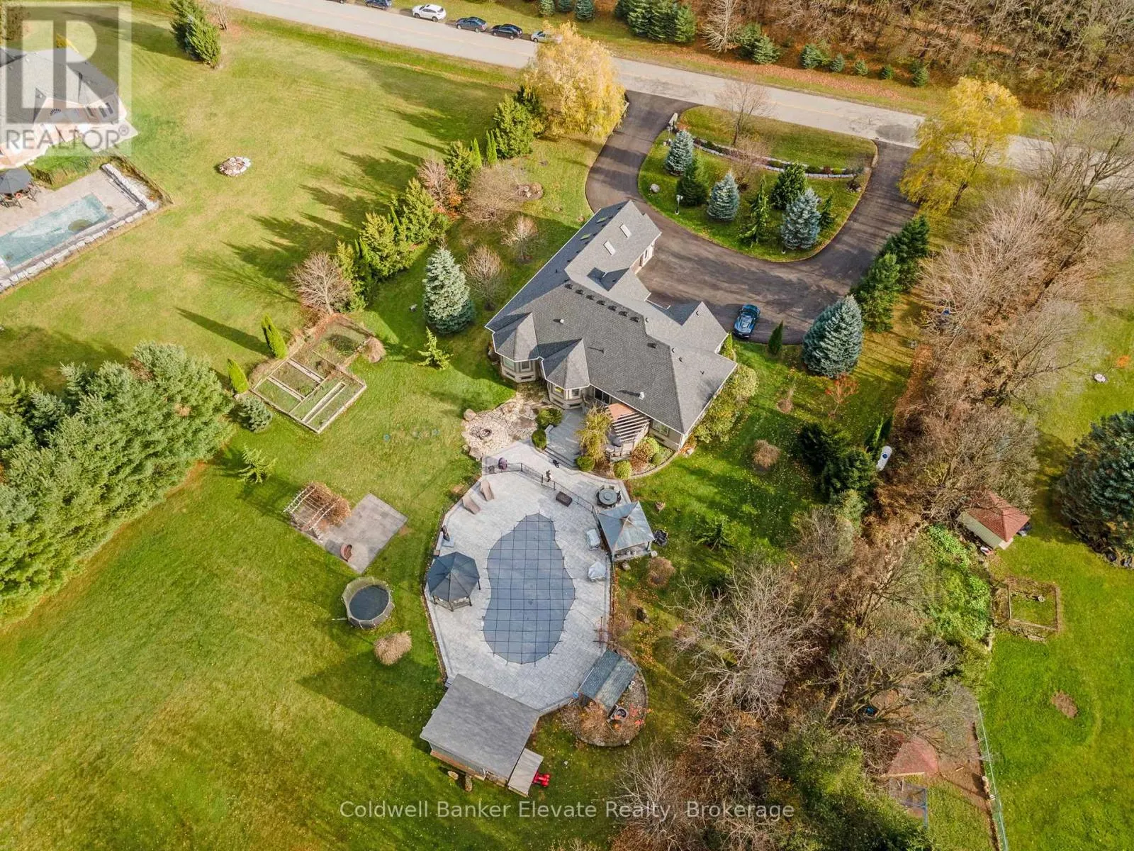 4 ABBITT CRESCENT