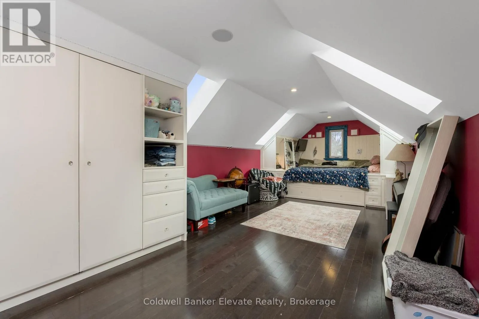 4 ABBITT CRESCENT