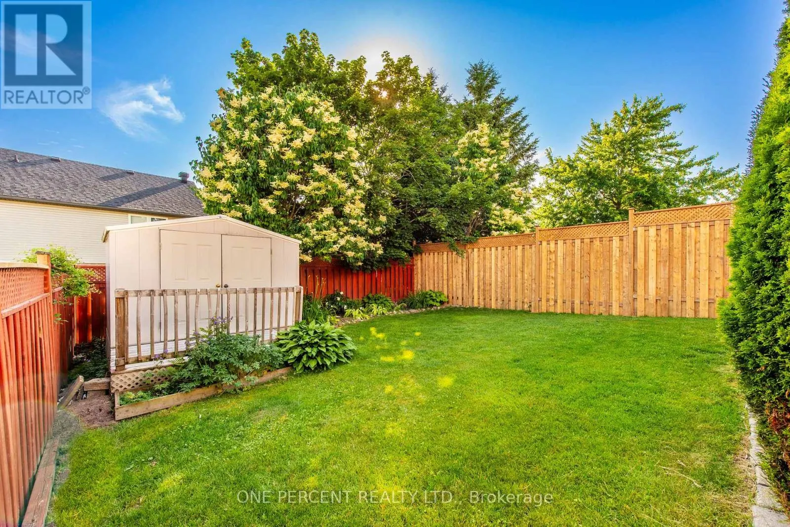 53 BISCAYNE CRESCENT
