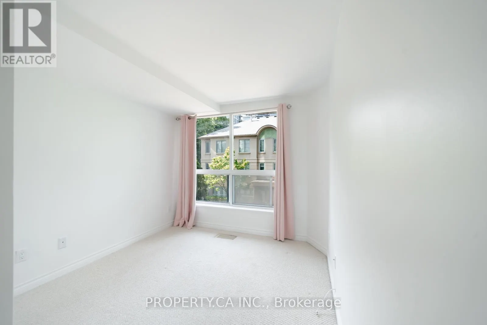 105 - 2111 LAKESHORE BOULEVARD W