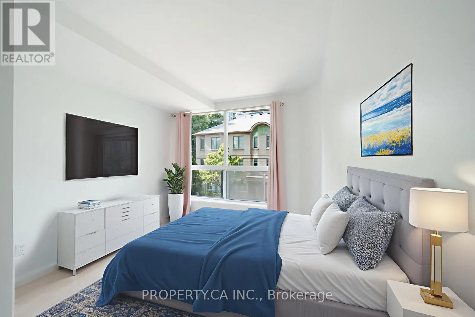 105 - 2111 LAKESHORE BOULEVARD W