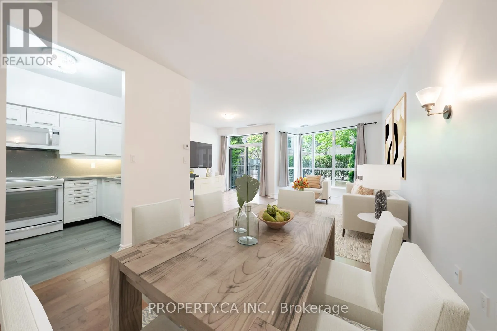 105 - 2111 LAKESHORE BOULEVARD W