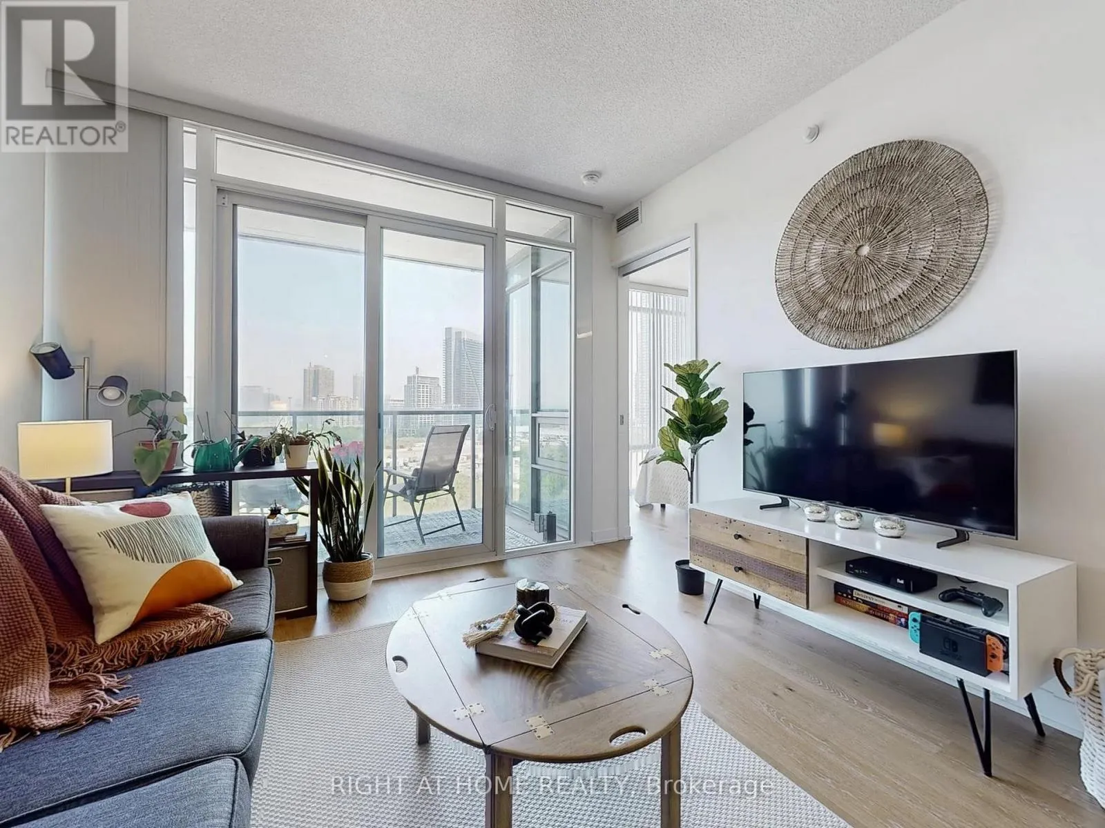 1209 - 90 PARK LAWN ROAD
