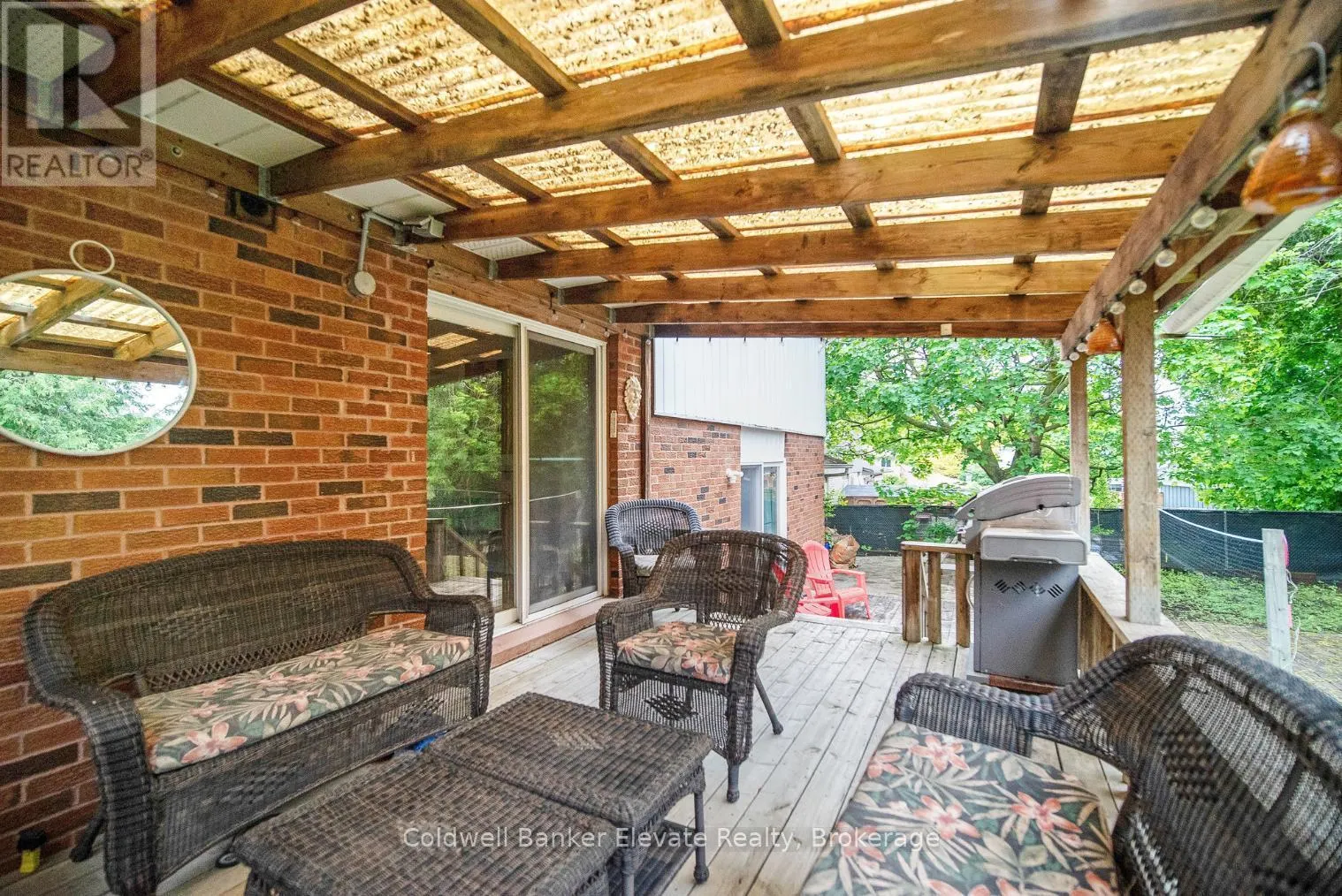 11 HILLSIDE DRIVE