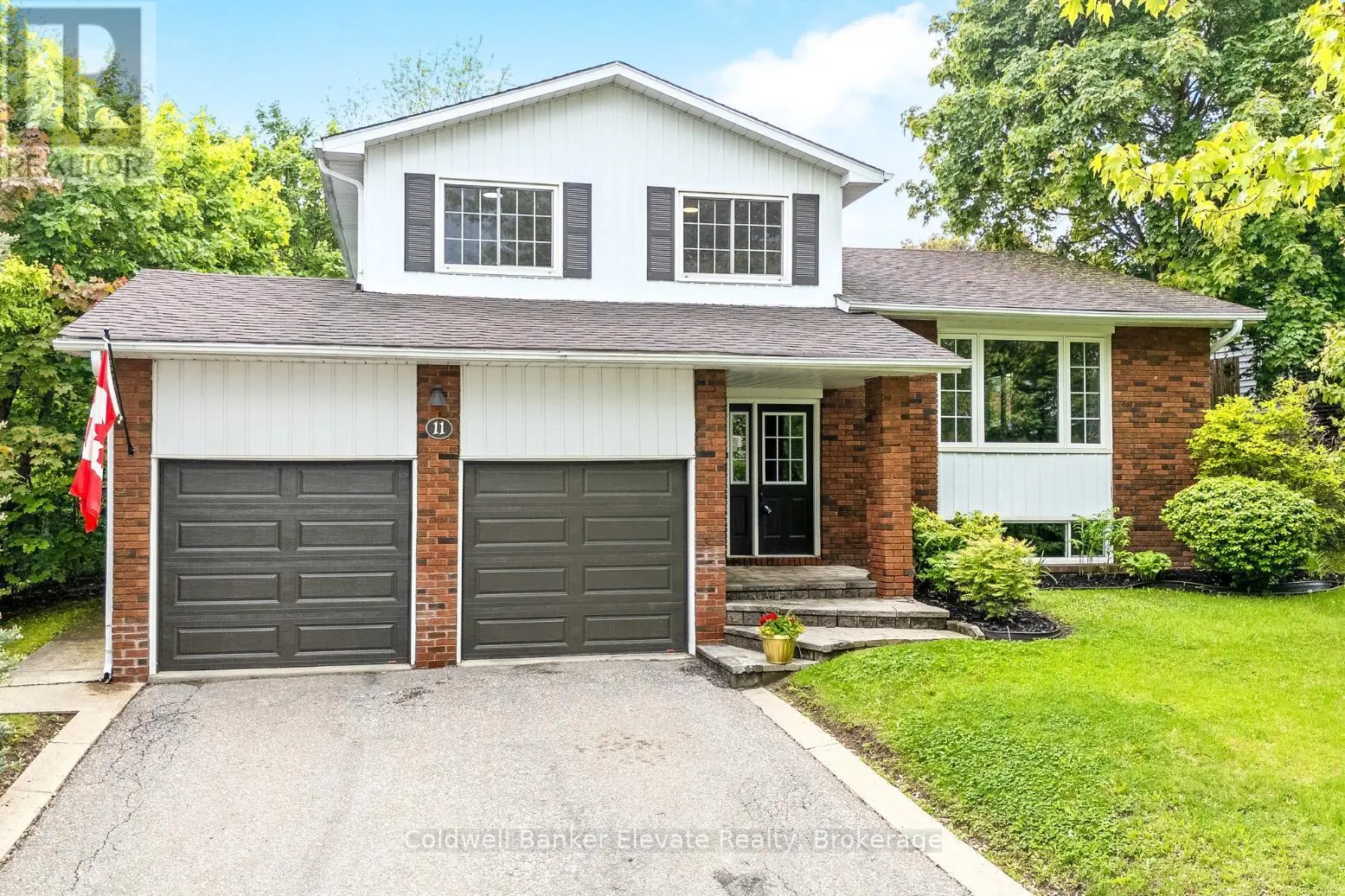 11 HILLSIDE DRIVE