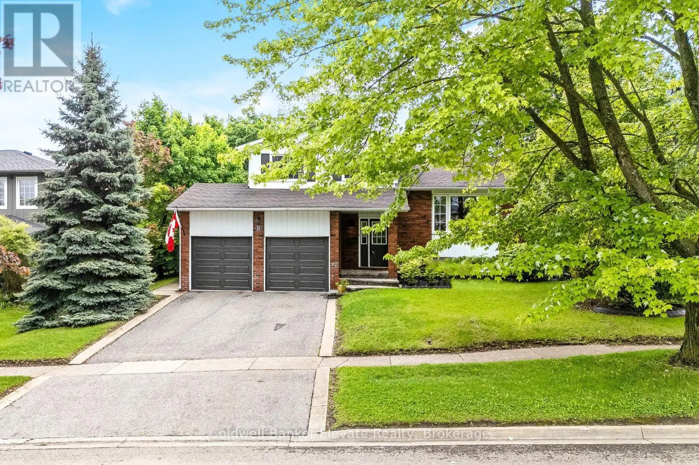 11 HILLSIDE DRIVE