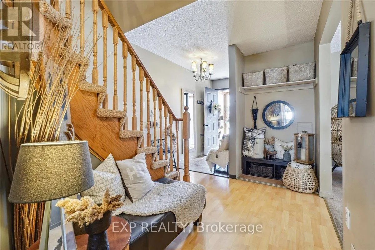 7 ROSSET VALLEY COURT