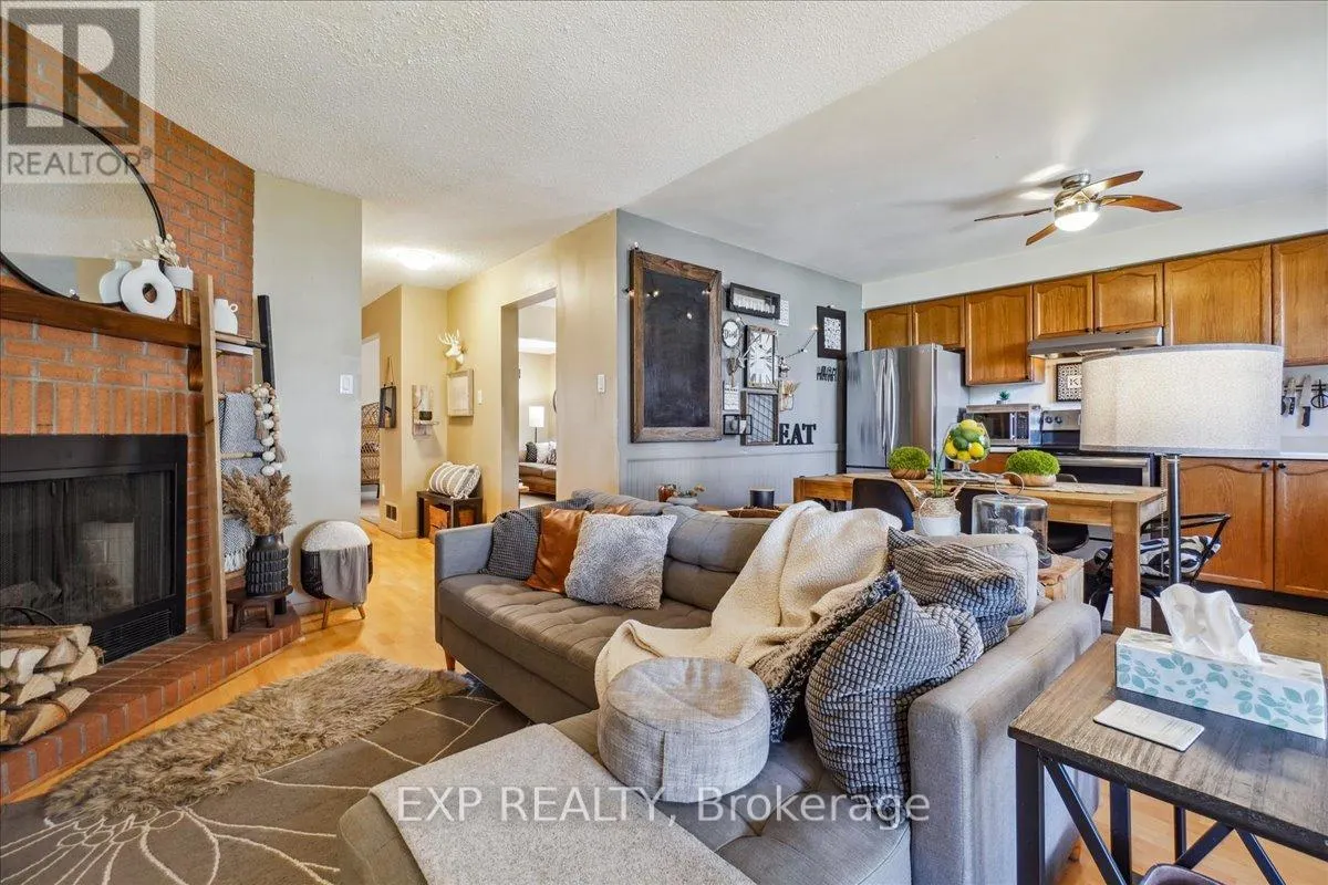 7 ROSSET VALLEY COURT