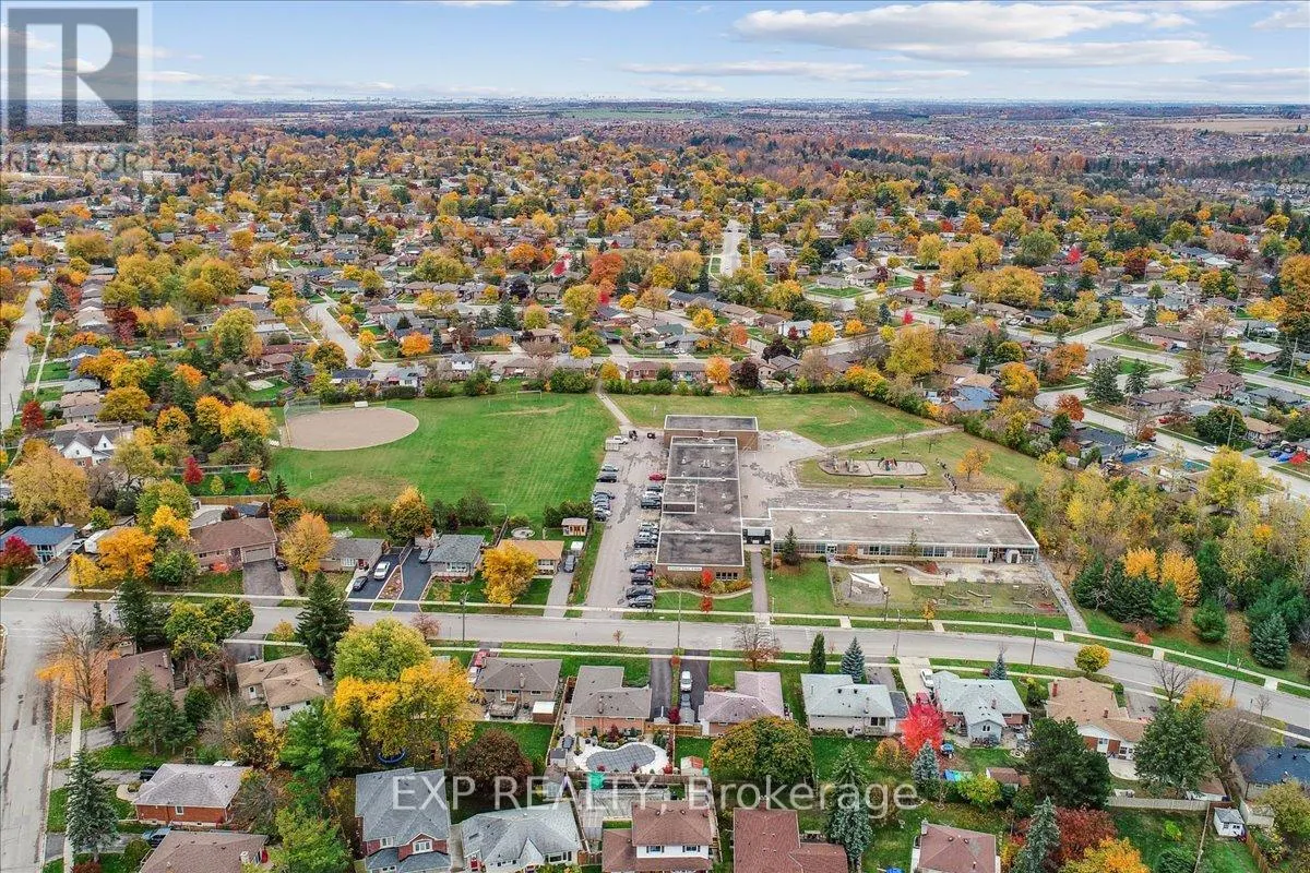 7 ROSSET VALLEY COURT
