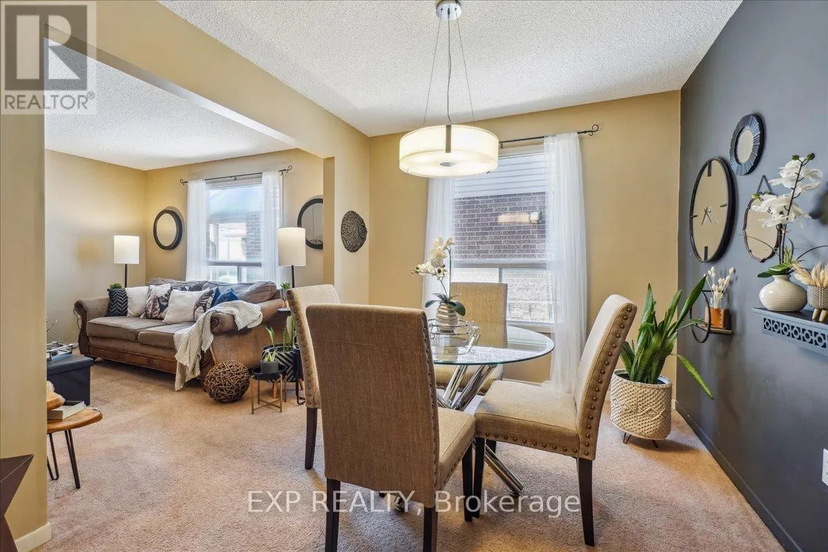 7 ROSSET VALLEY COURT