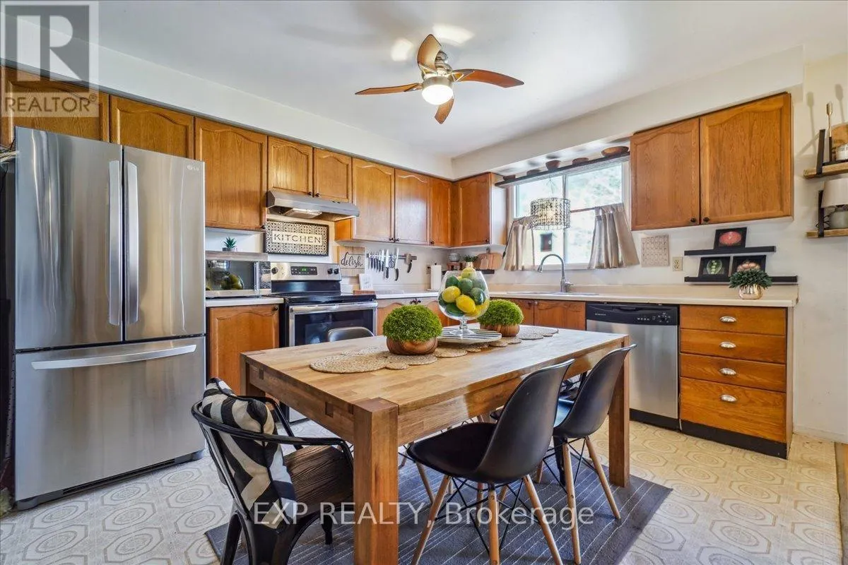 7 ROSSET VALLEY COURT