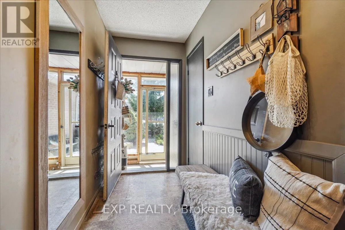 7 ROSSET VALLEY COURT