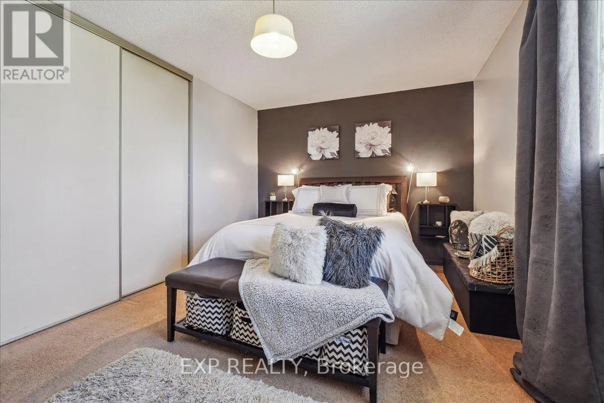 7 ROSSET VALLEY COURT
