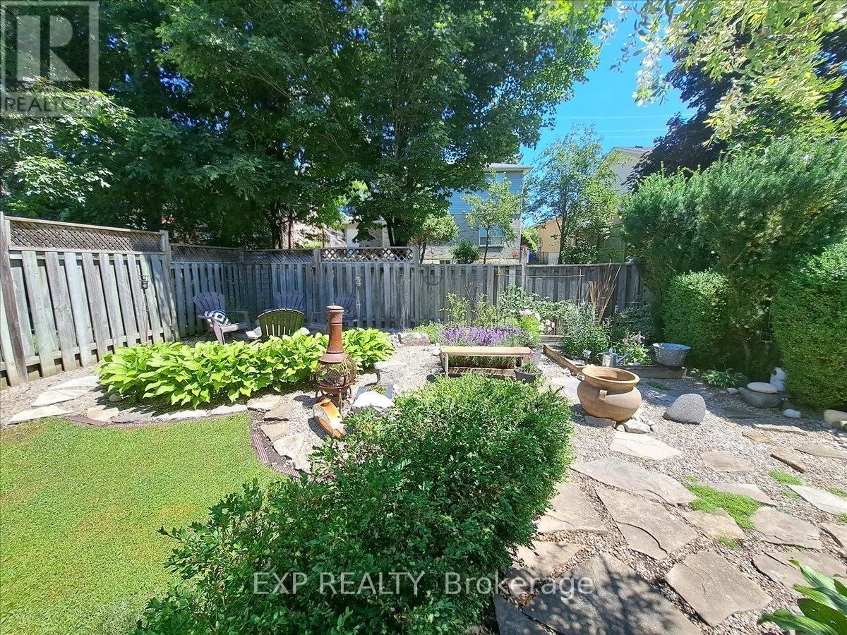 7 ROSSET VALLEY COURT